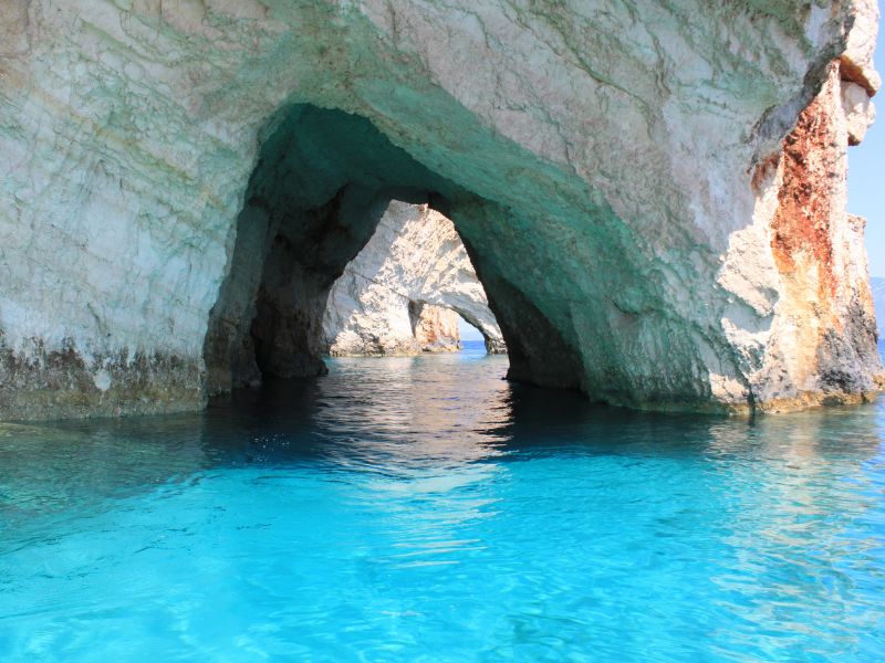 <p>Grotte, Zante</p>